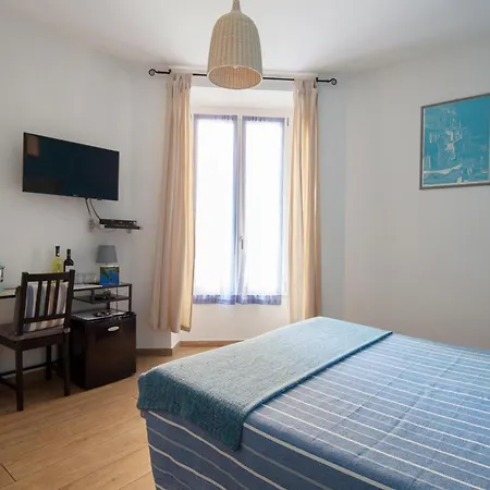 Cinque Terre Charme 招待所 4*